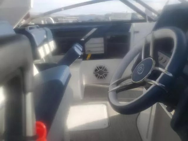 2020 Cobia/robalo Boat