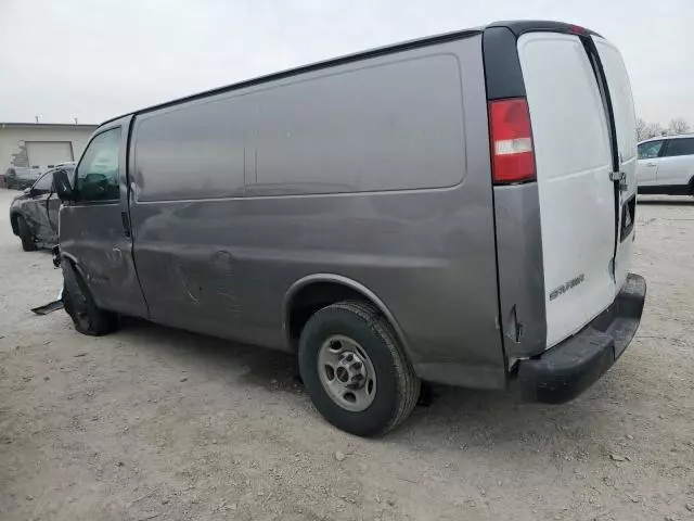 2006 GMC Savana G3500