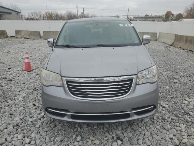 2015 Chrysler Town & Country Touring L