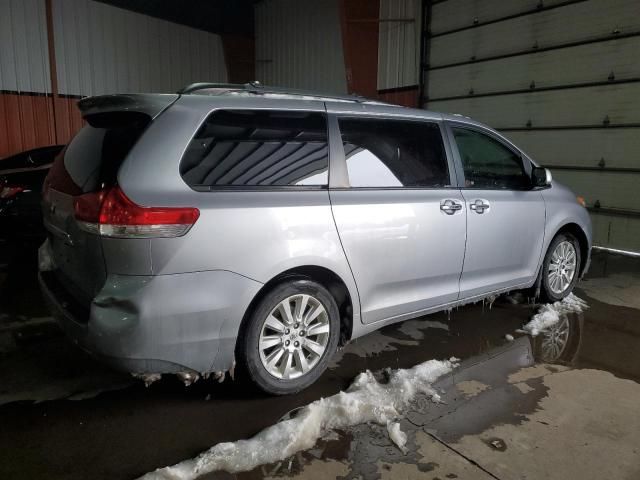 2011 Toyota Sienna XLE