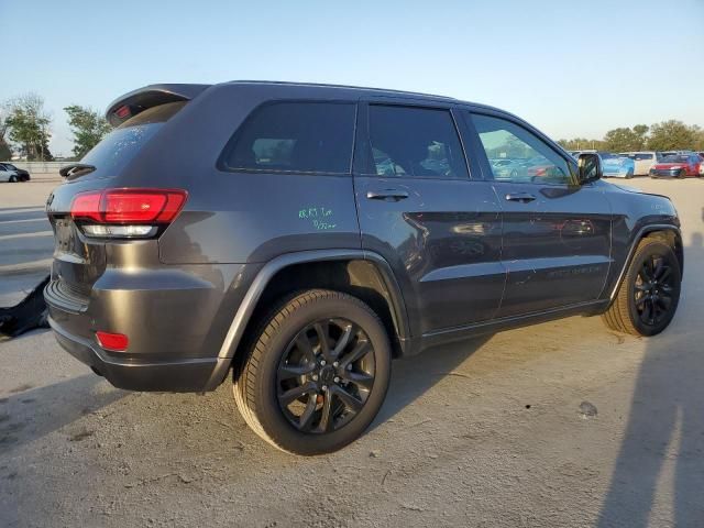 2020 Jeep Grand Cherokee Laredo