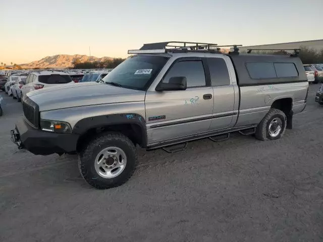 2000 Dodge RAM 2500