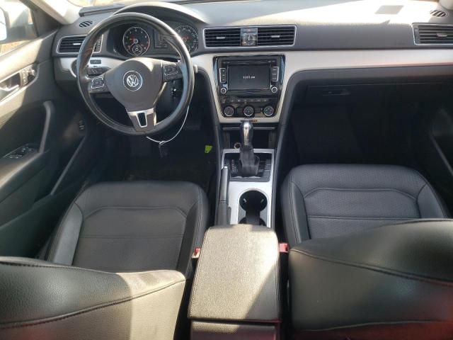 2013 Volkswagen Passat SE