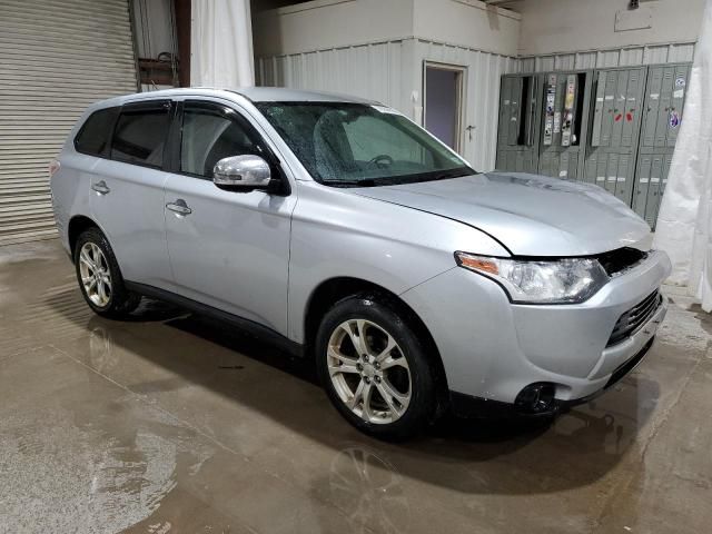 2014 Mitsubishi Outlander SE