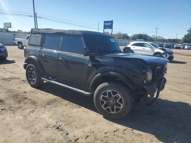 2023 Ford Bronco Base