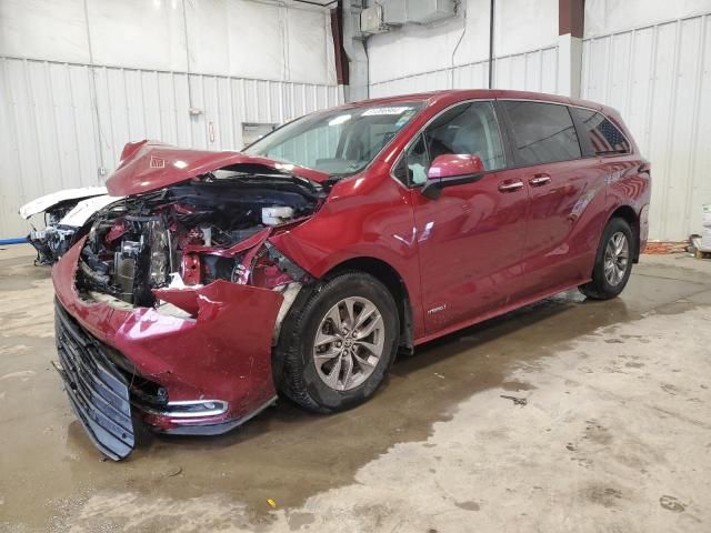 2021 Toyota Sienna XLE