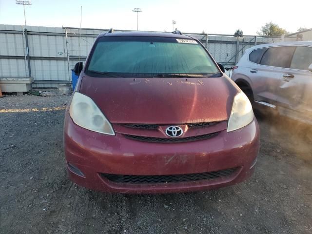 2010 Toyota Sienna CE