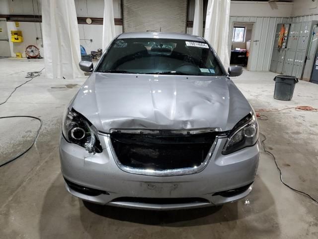 2014 Chrysler 200 Touring