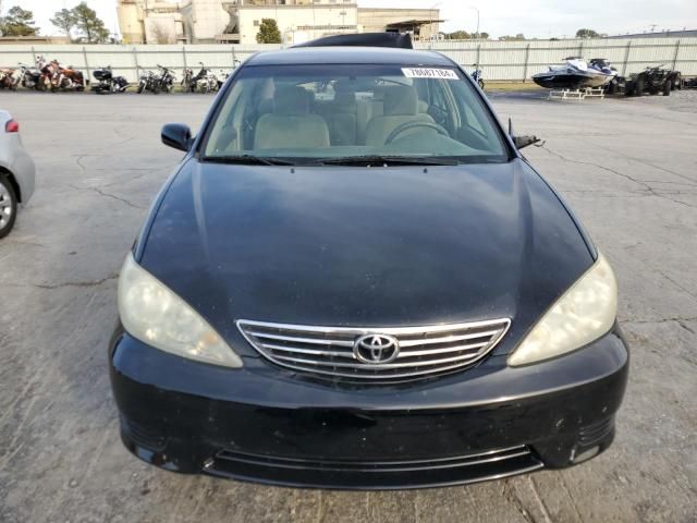 2005 Toyota Camry LE