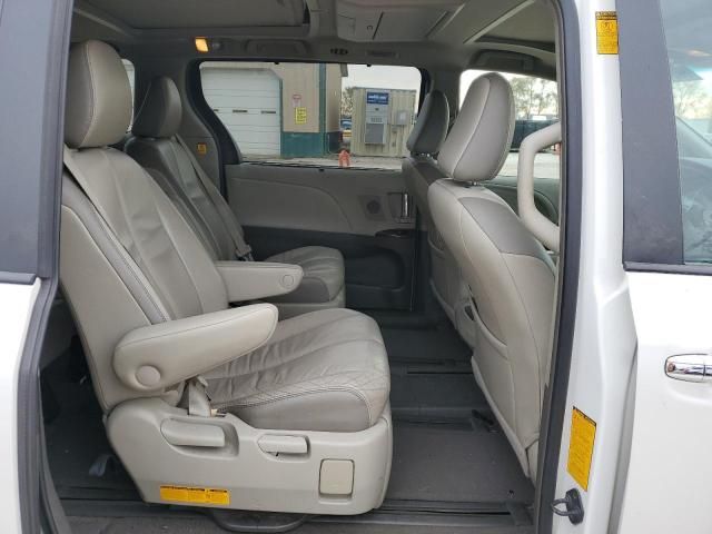 2013 Toyota Sienna XLE