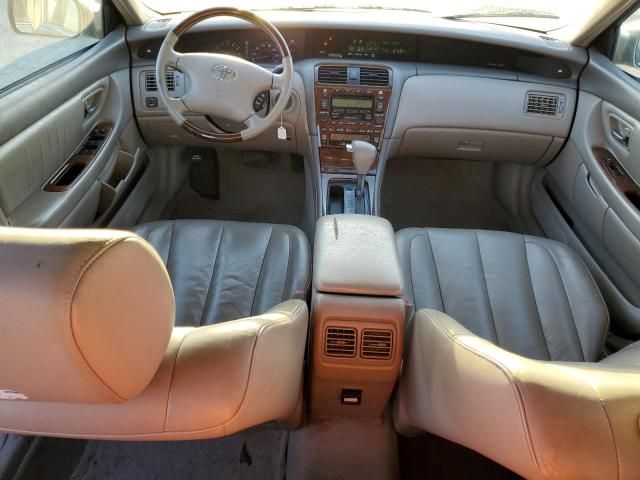 2004 Toyota Avalon XL