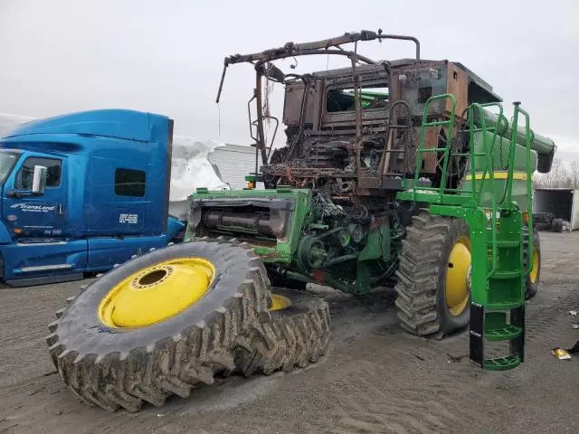 2017 John Deere S670