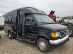 2004 Ford Econoline E350 Super Duty Cutaway Van