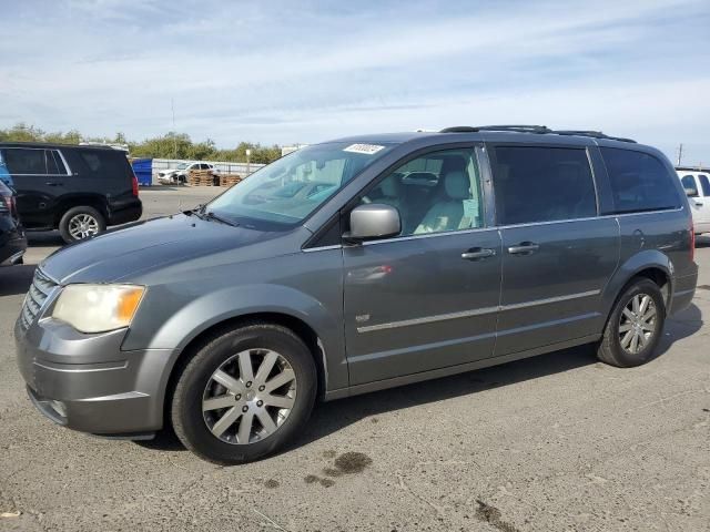 2009 Chrysler Town & Country Touring