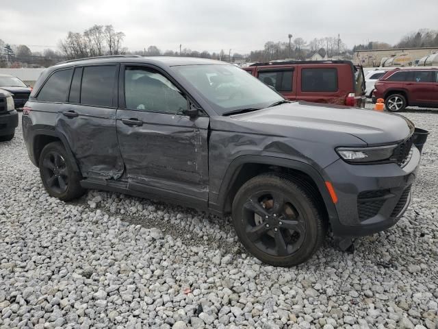 2023 Jeep Grand Cherokee Laredo