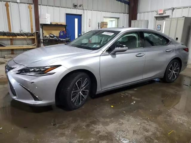 2024 Lexus ES 300H Base