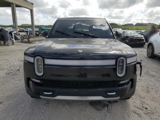 2023 Rivian R1S Adventure