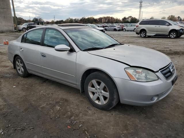 2004 Nissan Altima Base