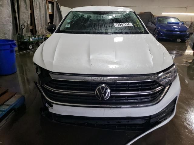 2022 Volkswagen Jetta SE