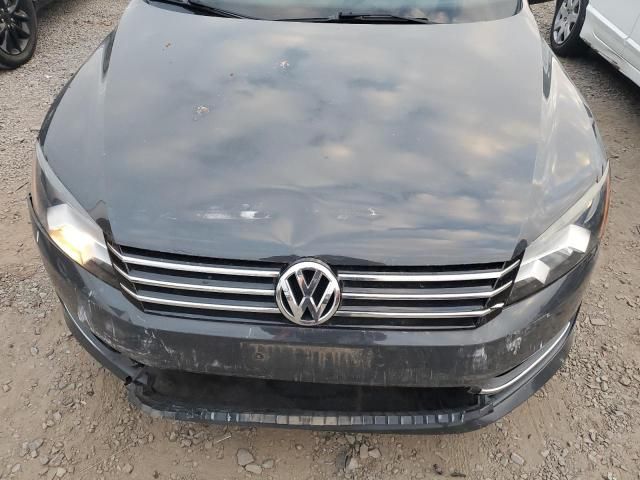 2015 Volkswagen Passat SE