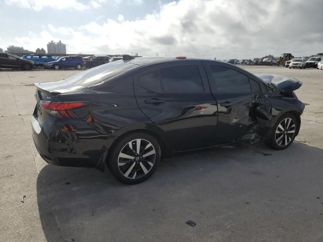 2022 Nissan Versa SR