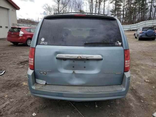 2010 Chrysler Town & Country Touring