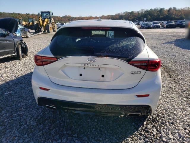 2018 Infiniti QX30 Base