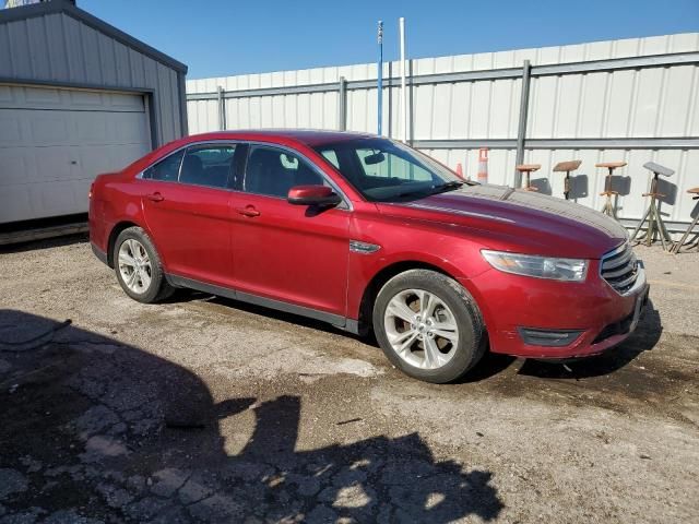 2015 Ford Taurus SEL