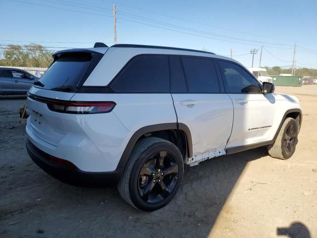 2023 Jeep Grand Cherokee Laredo