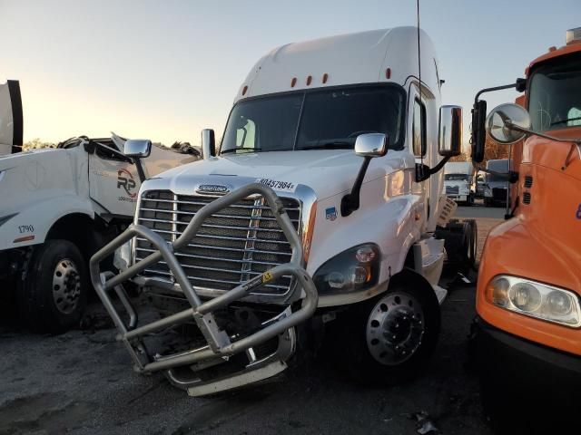 2016 Freightliner Cascadia 125