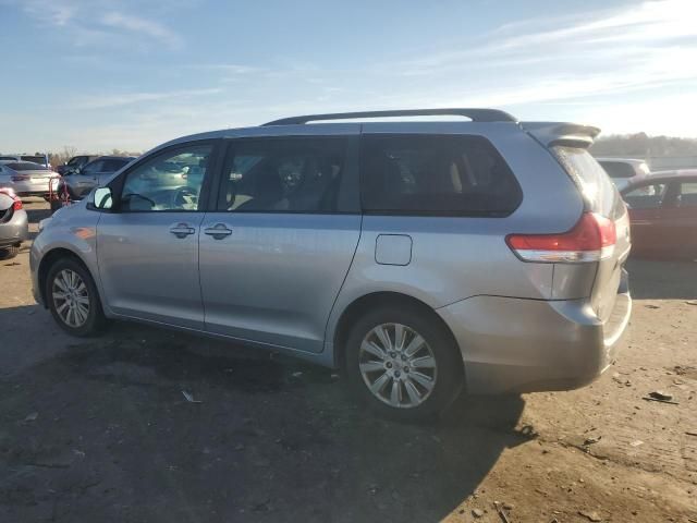 2012 Toyota Sienna LE