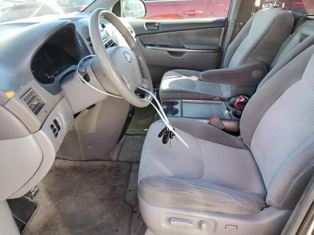 2008 Toyota Sienna CE