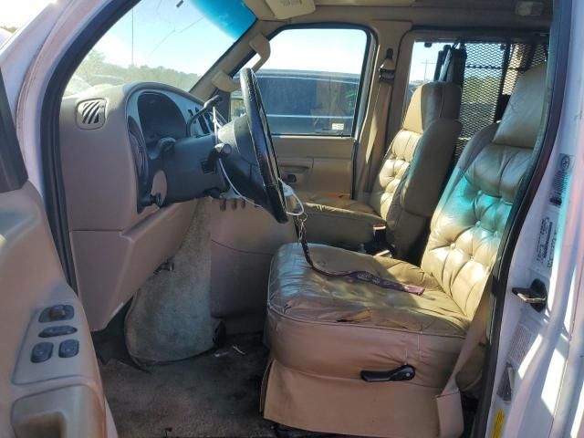 2000 Ford Econoline E150 Van