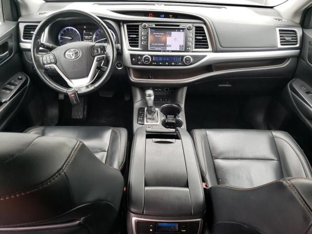 2019 Toyota Highlander SE