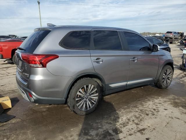 2019 Mitsubishi Outlander SE