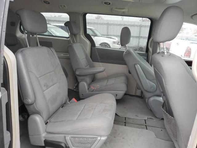 2010 Chrysler Town & Country Touring