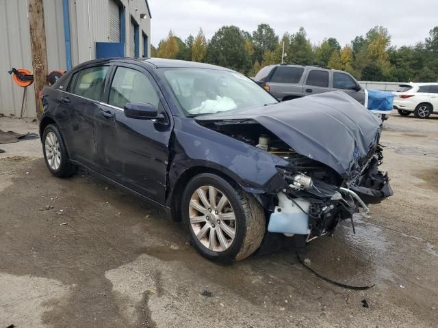 2012 Chrysler 200 Touring