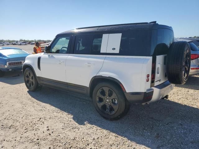 2022 Land Rover Defender 110 SE