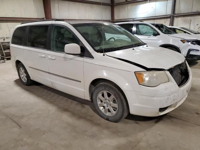 2009 Chrysler Town & Country Touring