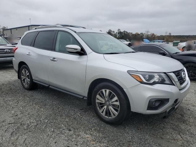 2020 Nissan Pathfinder SV