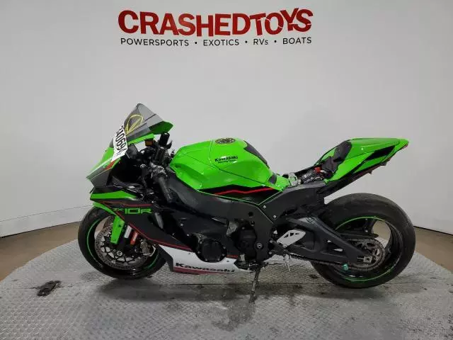 2021 Kawasaki ZX1002 M