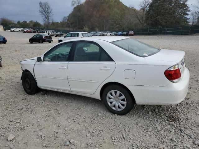 2005 Toyota Camry LE