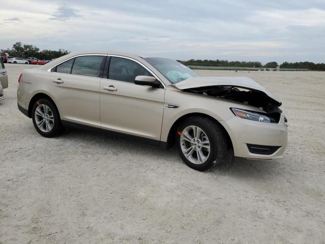 2018 Ford Taurus SEL