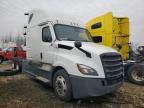 2021 Freightliner Cascadia 126