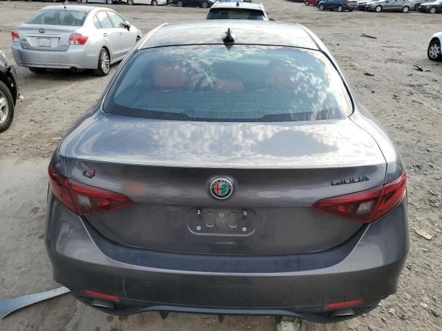 2018 Alfa Romeo Giulia TI Q4