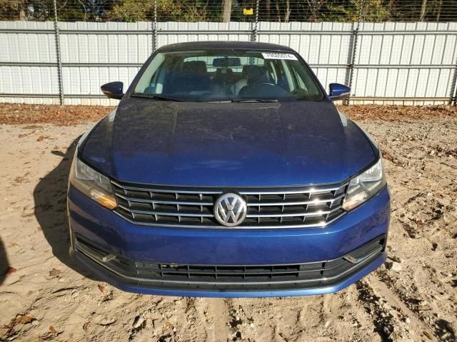 2016 Volkswagen Passat SE