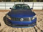 2016 Volkswagen Passat SE