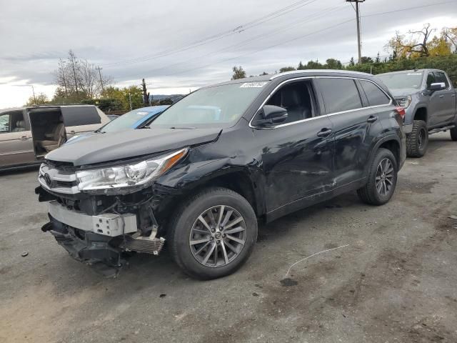 2018 Toyota Highlander SE