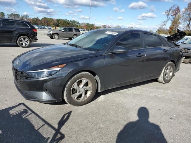 2021 Hyundai Elantra SE