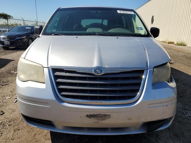 2008 Chrysler Town & Country LX